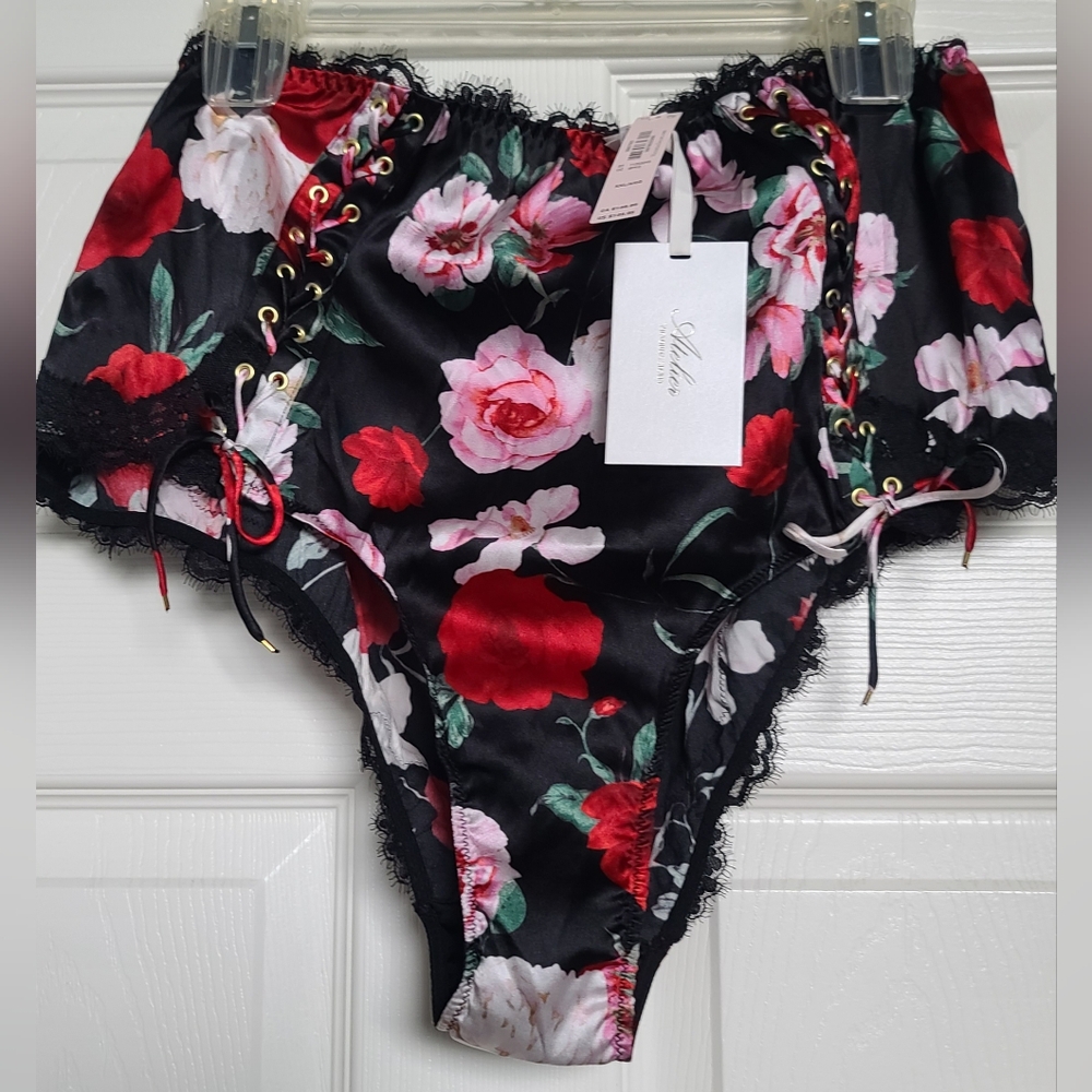 Victoria's Secrect Floral Lace-Up Women's Intimate